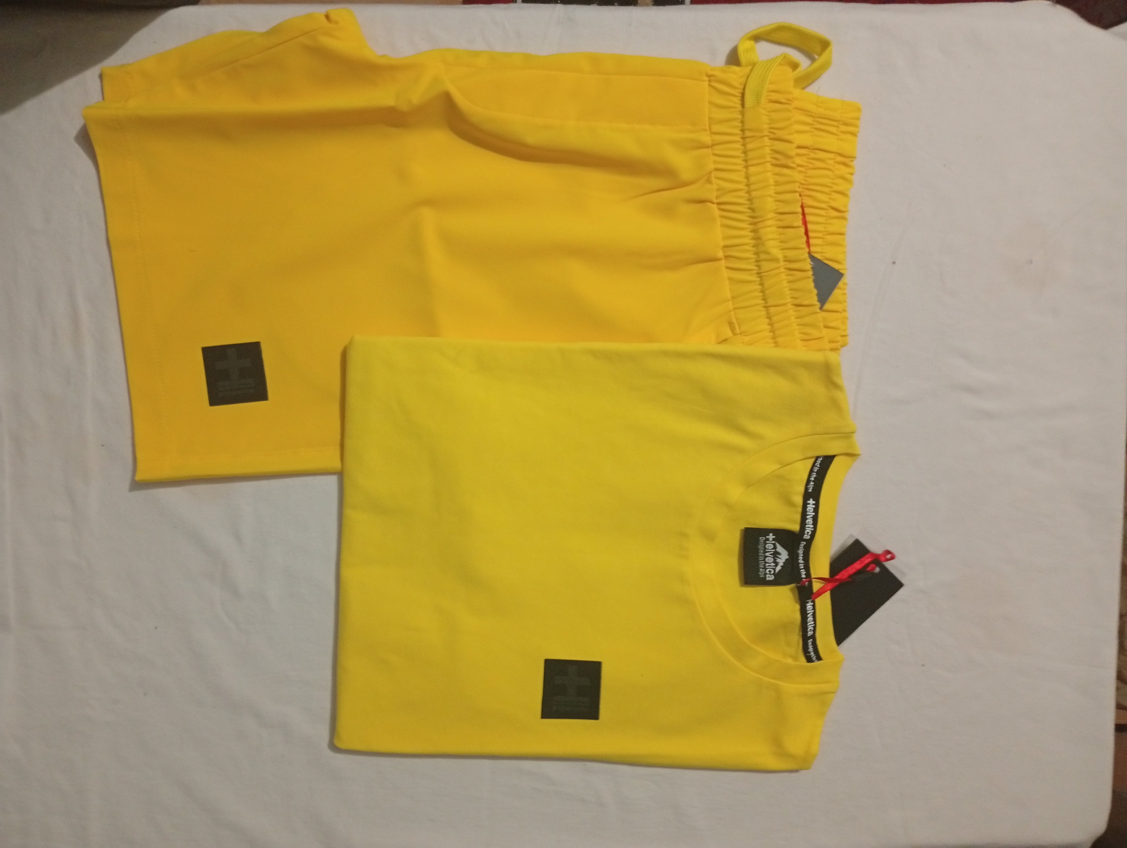 Ensemble short et t-shirt Foster new