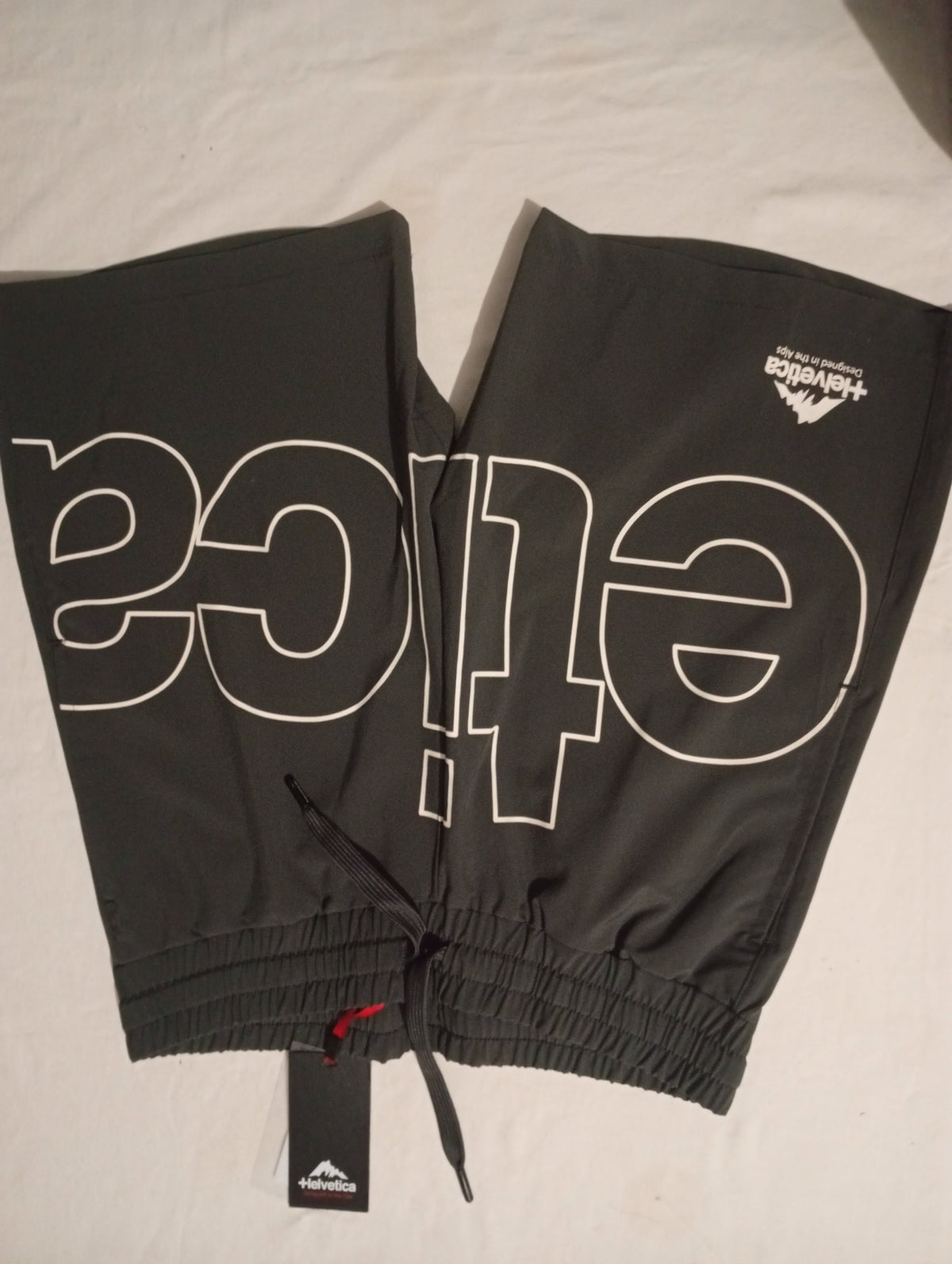 Short Atlas Helvetica BILSAR streetwear rock