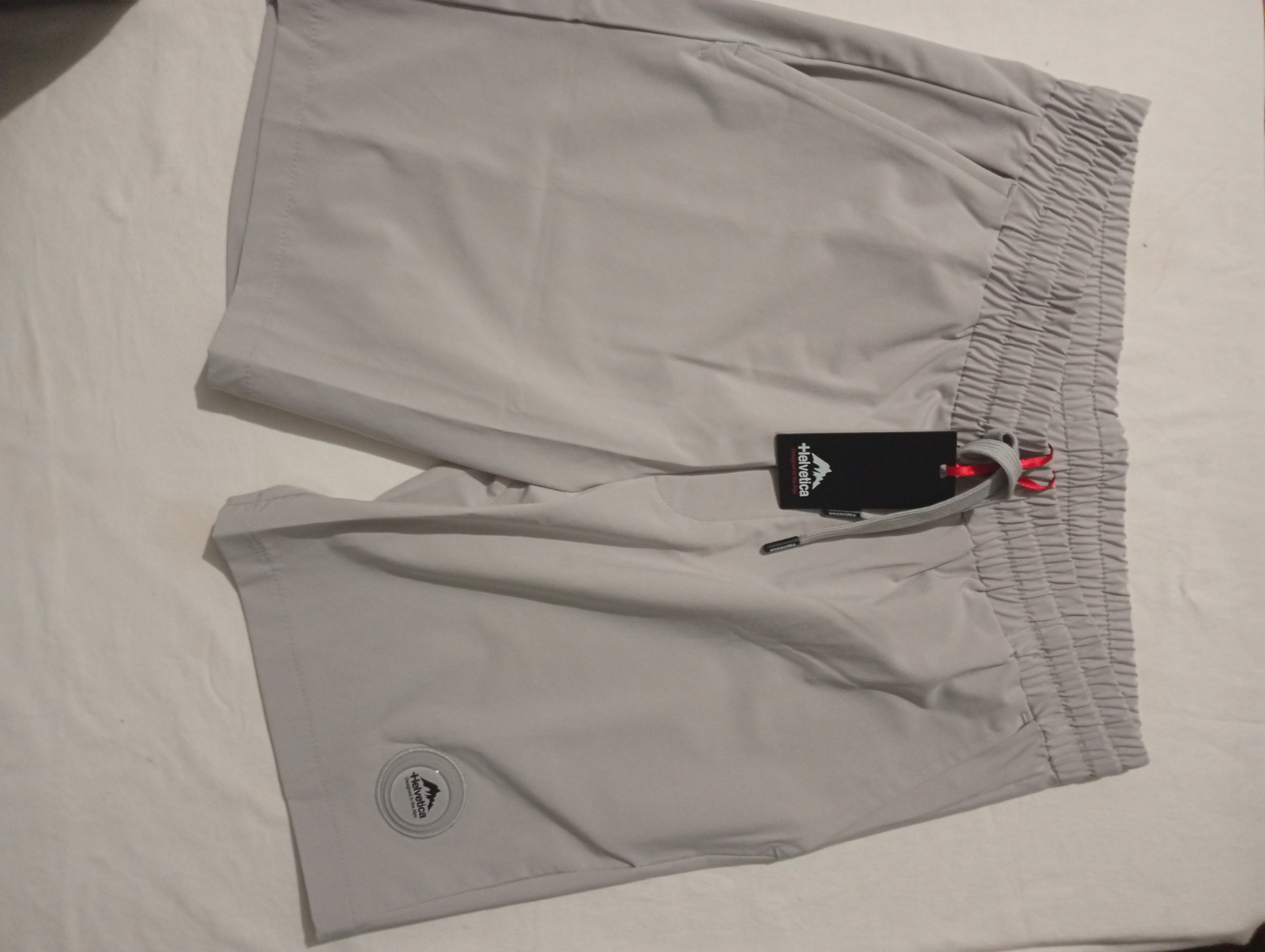 Short Helvetica  CAPRI new
