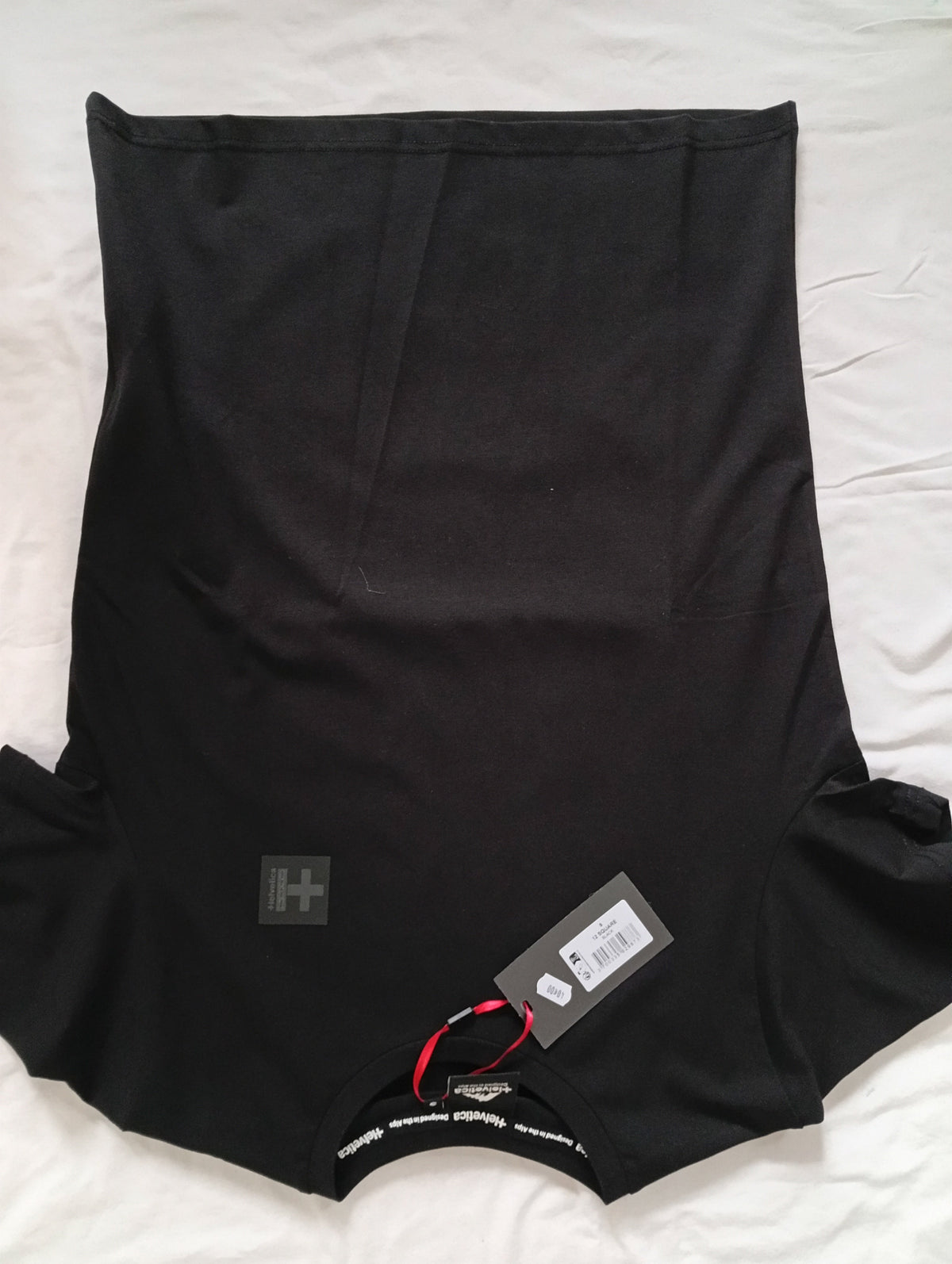 T-shirt Helvetica Square BILSAR streetwear vue de dos