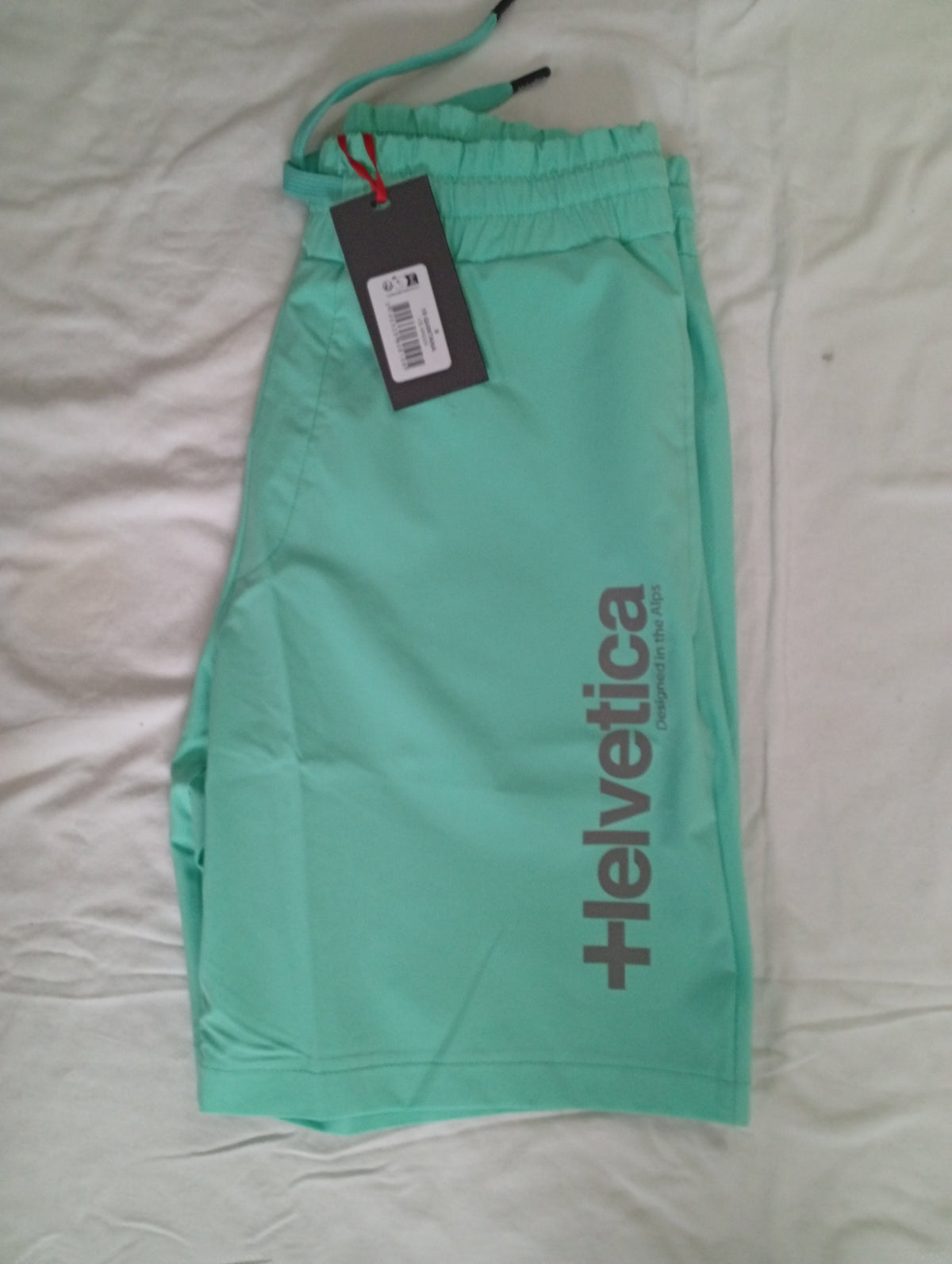Short Helvetica Quintana BILSAR streetwear vue de dos