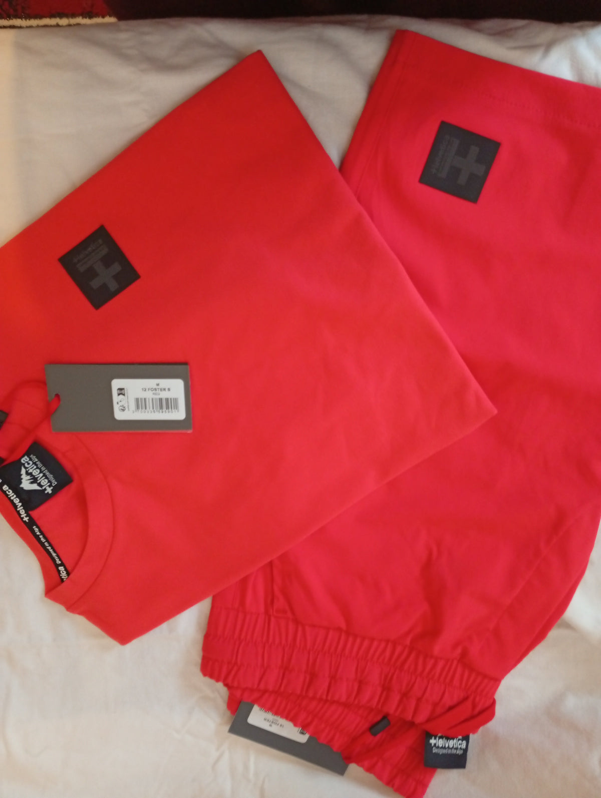 Ensemble Oran Helvetica BILSAR streetwear vue de dos