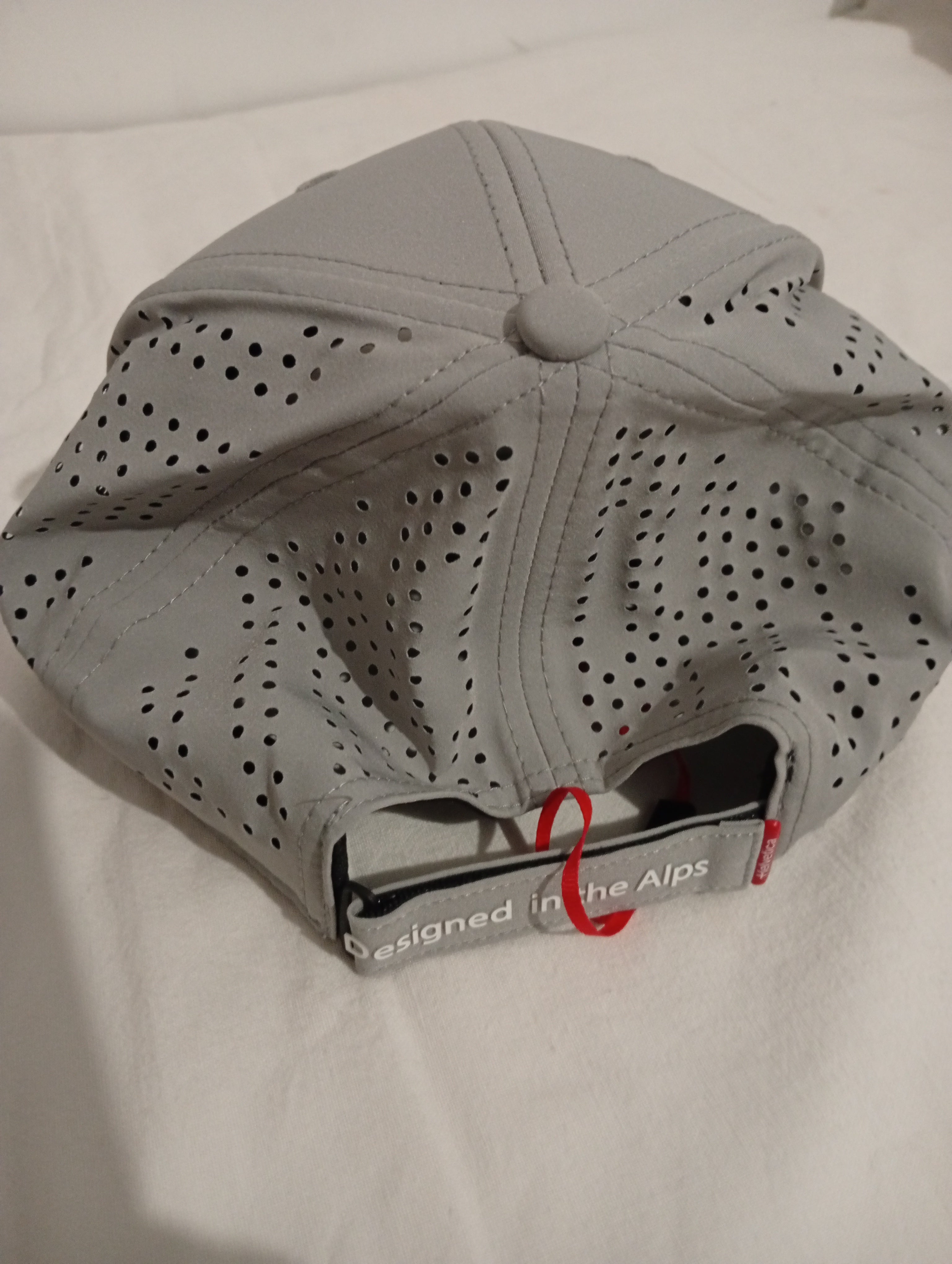 HELVETICA Wembley Cap