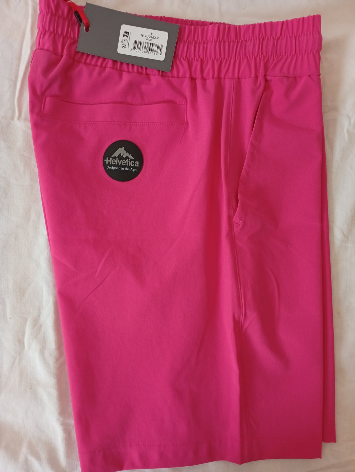 T-shirt short assorti Helvetica Ajaccio Capri BILSAR streetwear detail
