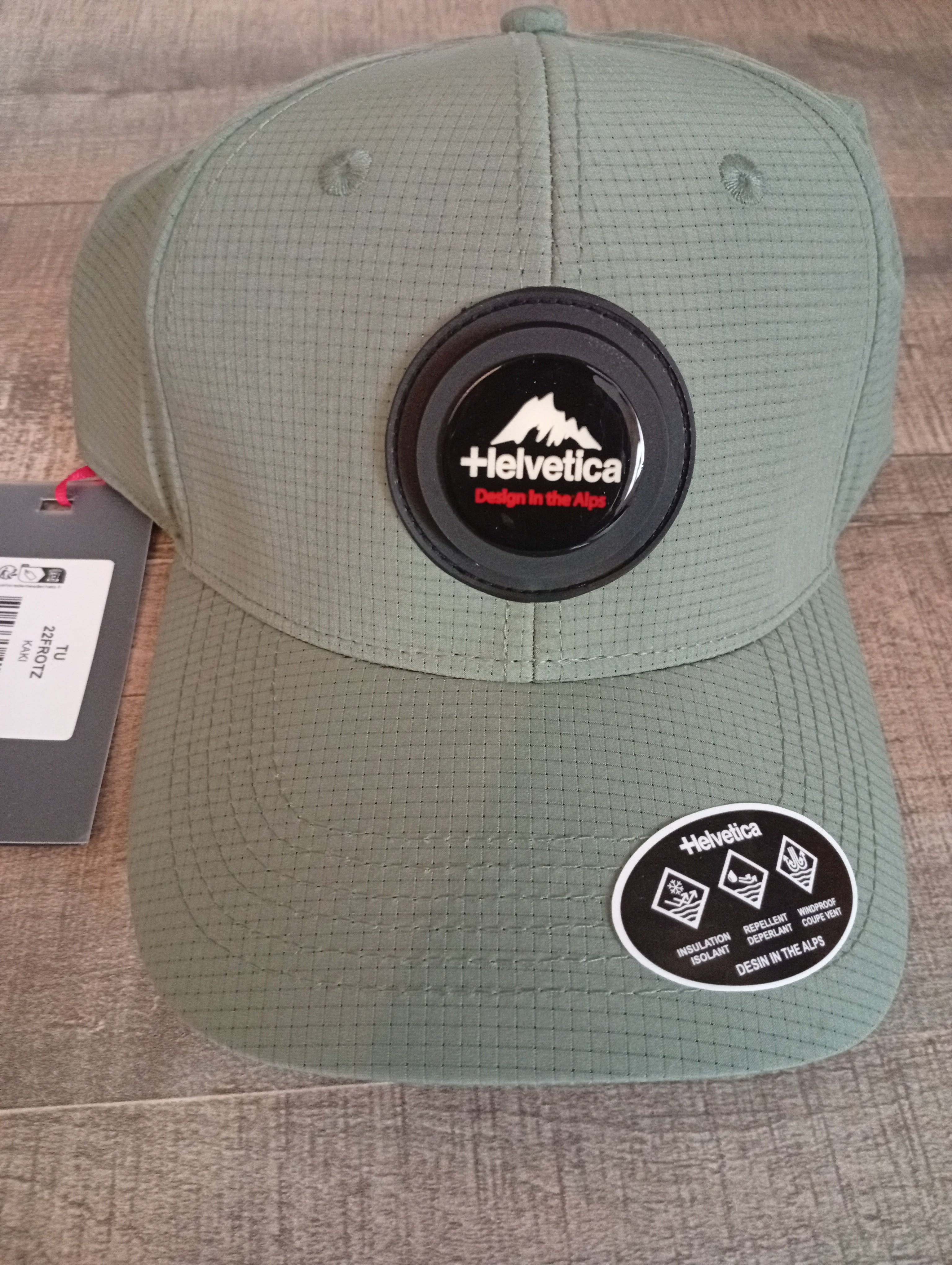 HELVETICA Frotz Cap