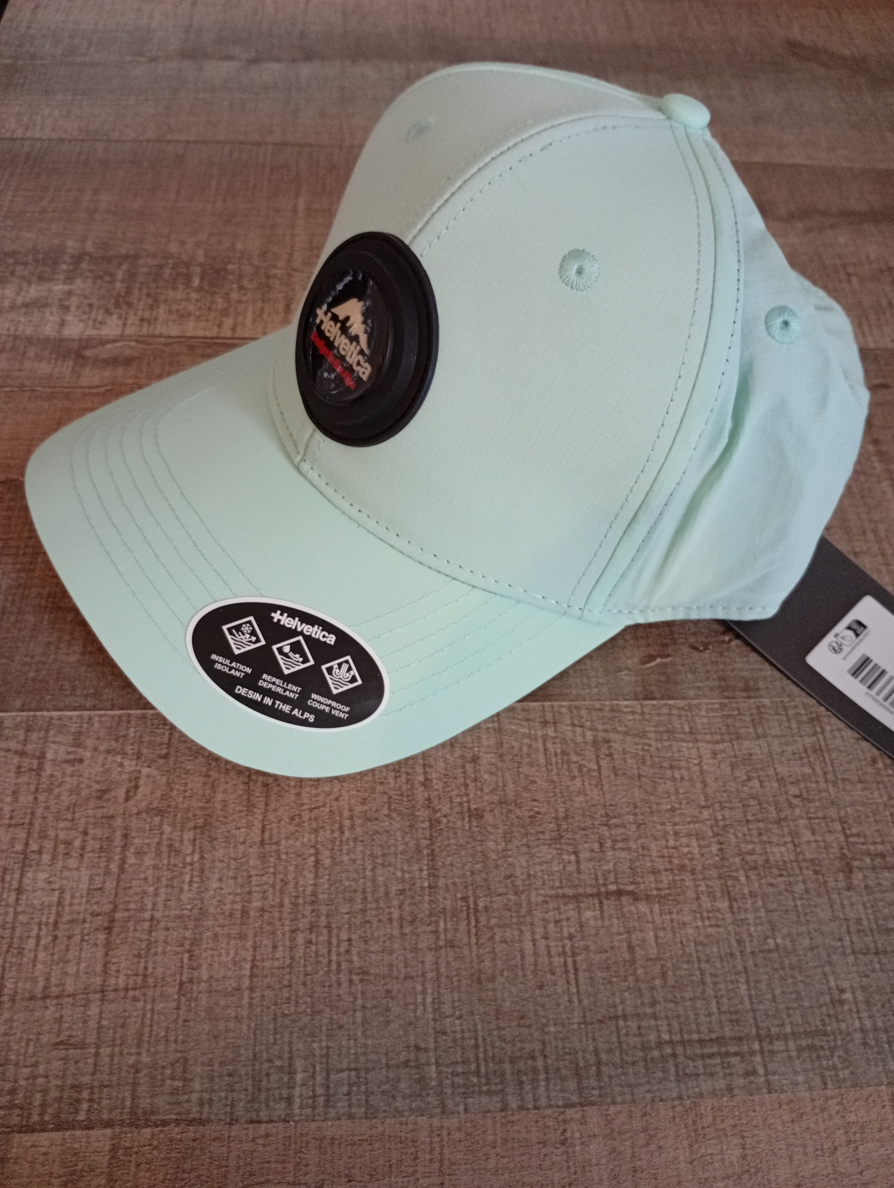 HELVETICA Frotz Cap