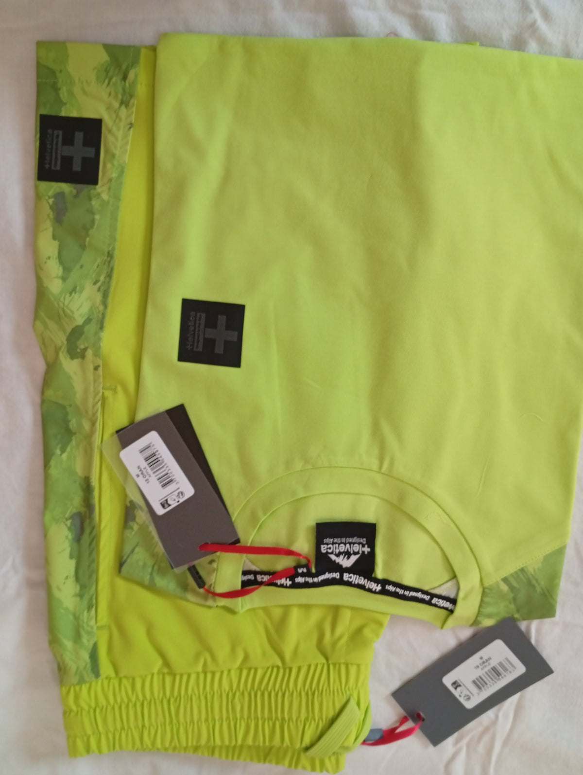 Ensemble short t-shirt Helvetica BILSAR streetwear vert